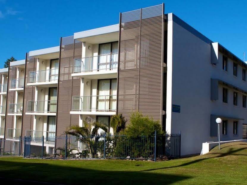 Merrima Court Holidays Калаундра Экстерьер фото