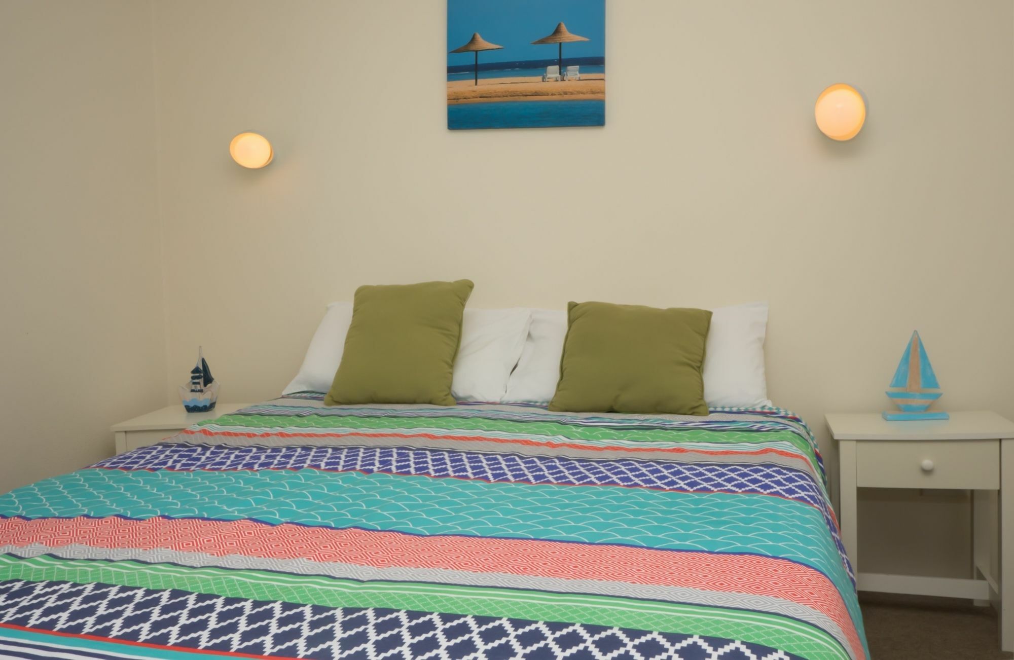 Merrima Court Holidays Калаундра Экстерьер фото
