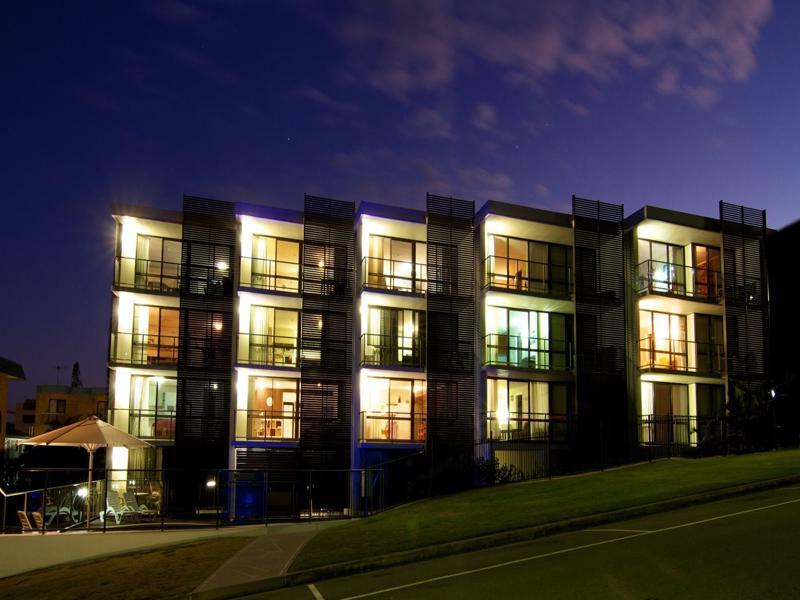 Merrima Court Holidays Калаундра Экстерьер фото